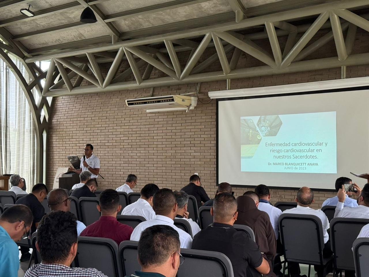 CONFERENCIA ENFERMEDADES CARDIOVASCULARES